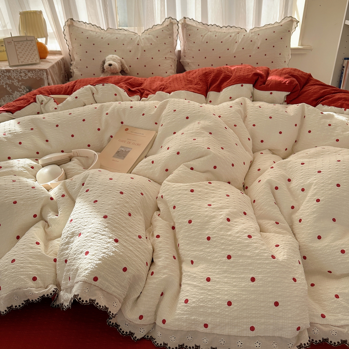 91家纺网 家纺一手货源 找家纺 （总）凯洛奇 2026新款高品质A类泡芙纱甜栗花边套件系列一小红书推荐