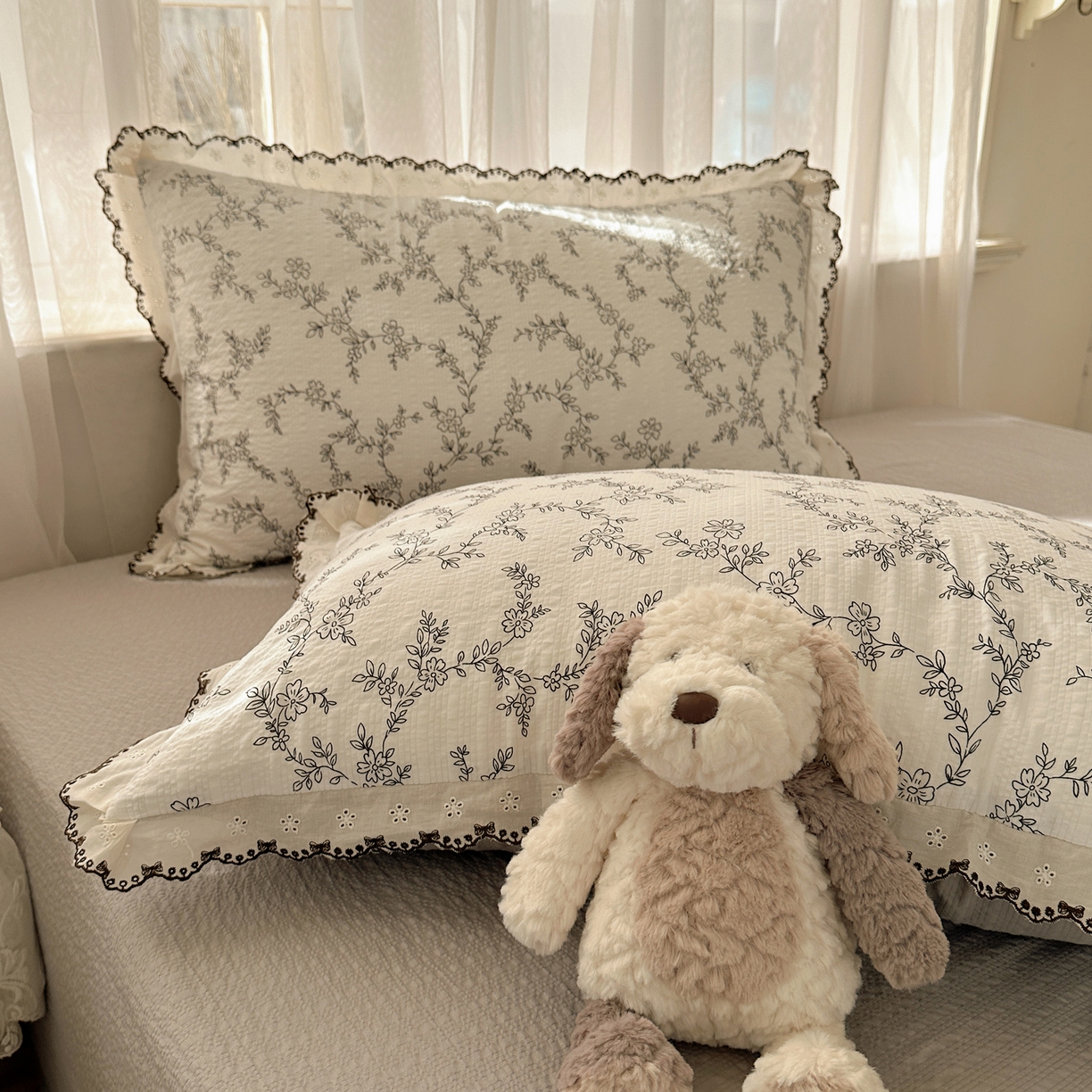 91家纺网 家纺一手货源 找家纺 凯洛奇 2026新款高品质A类泡芙纱甜栗花边套件系列一小红书推荐 奶芙枝蔓