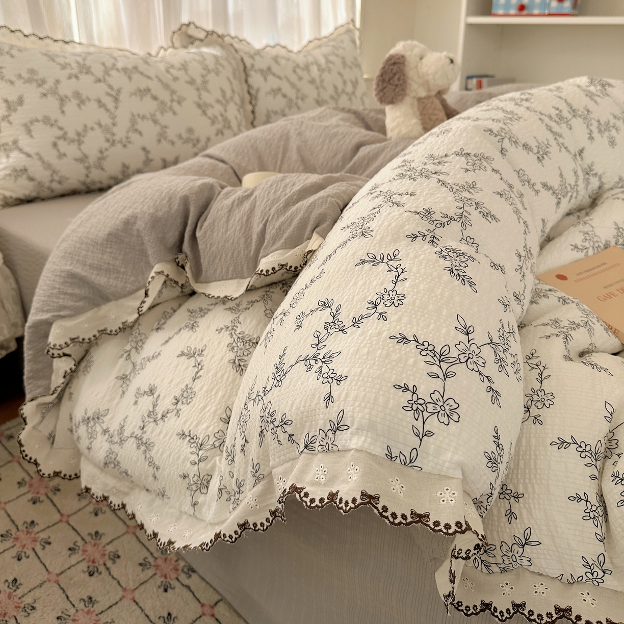 91家纺网 家纺一手货源 找家纺 凯洛奇 2026新款高品质A类泡芙纱甜栗花边套件系列一小红书推荐 奶芙枝蔓