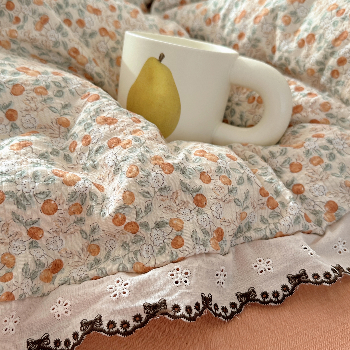 91家纺网 家纺一手货源 找家纺 凯洛奇 2026新款高品质A类泡芙纱甜栗花边套件系列一小红书推荐 蜜果小筑