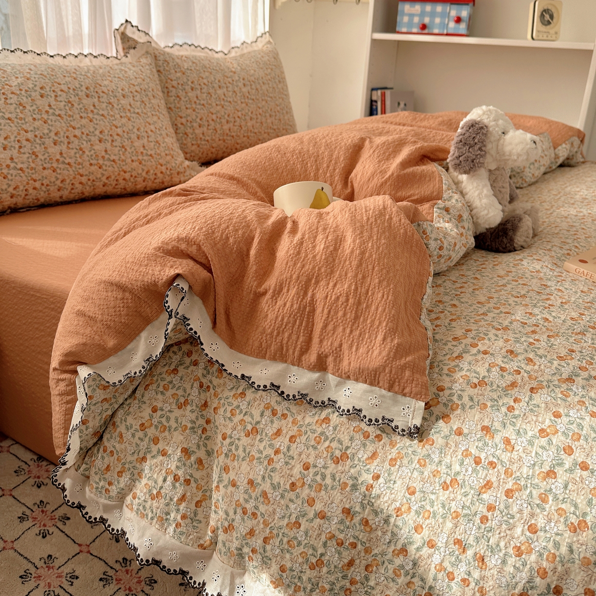 91家纺网 家纺一手货源 找家纺 凯洛奇 2026新款高品质A类泡芙纱甜栗花边套件系列一小红书推荐 蜜果小筑