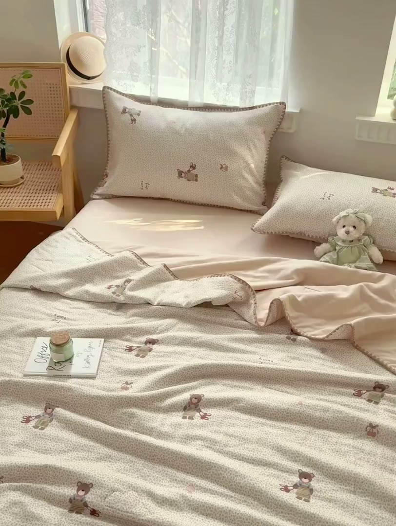 91家纺网 家纺一手货源 找家纺 雯雨家纺 2026新款全棉双层纱新疆棉花夏被空调被被子被芯 朱迪熊-米