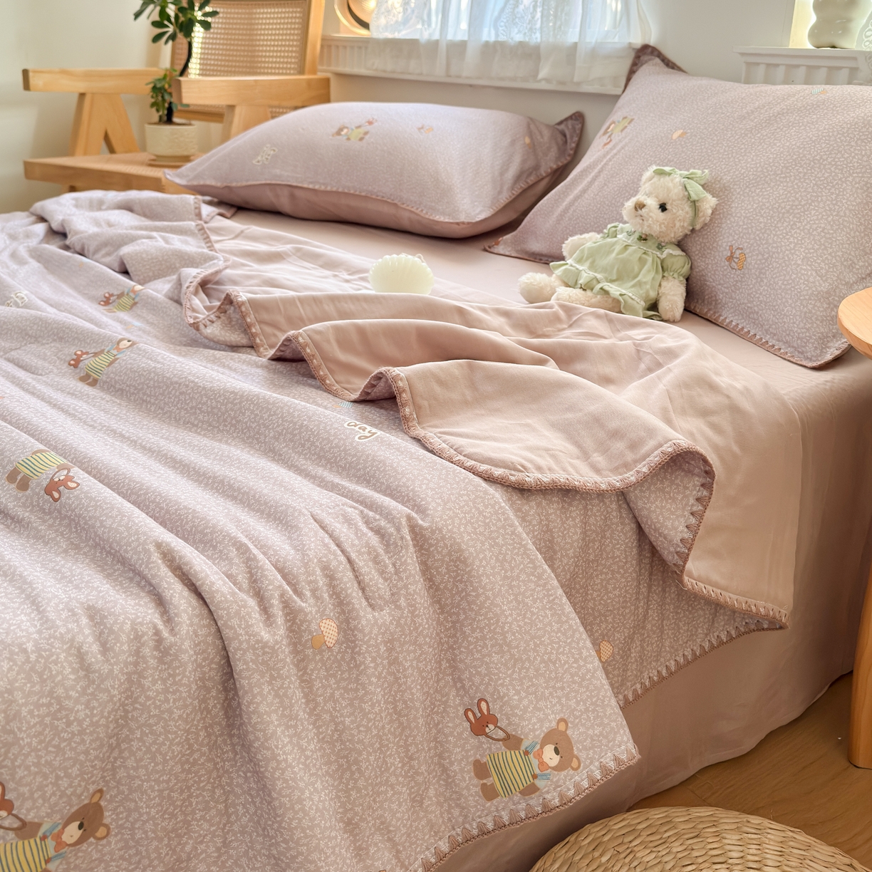 91家纺网 家纺一手货源 找家纺 雯雨家纺 2026新款全棉双层纱新疆棉花夏被空调被被子被芯 朱迪熊-紫