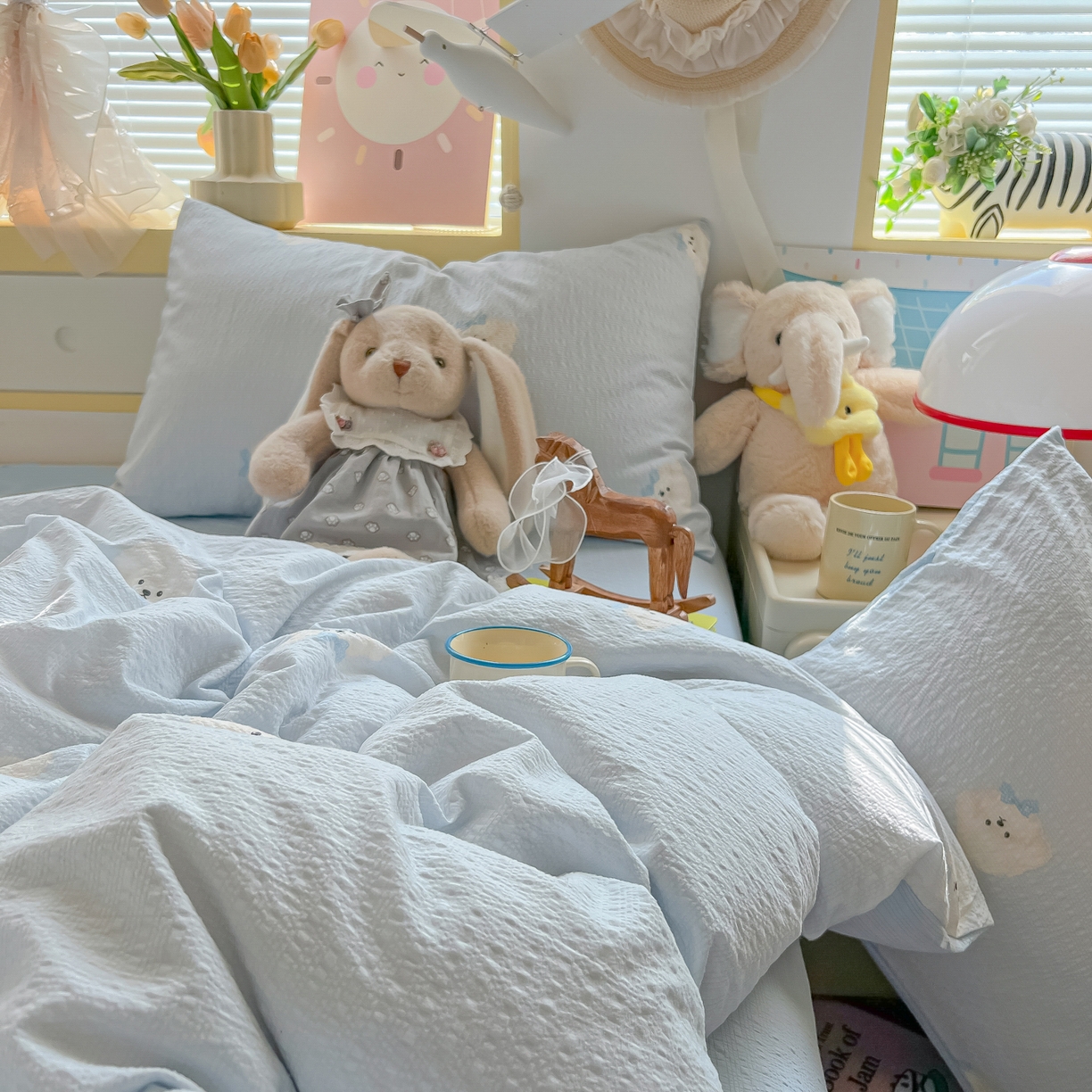 91家纺网 家纺一手货源 找家纺 韩巢家纺 2026新款泡芙纱四件套 蓝领结狗