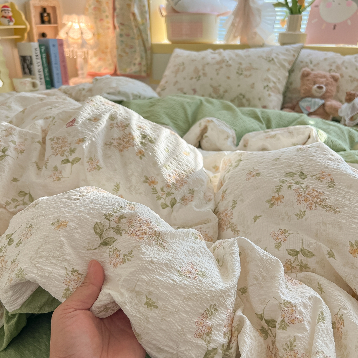 91家纺网 家纺一手货源 找家纺 韩巢家纺 2026新款泡芙纱四件套 蝶栖柔花