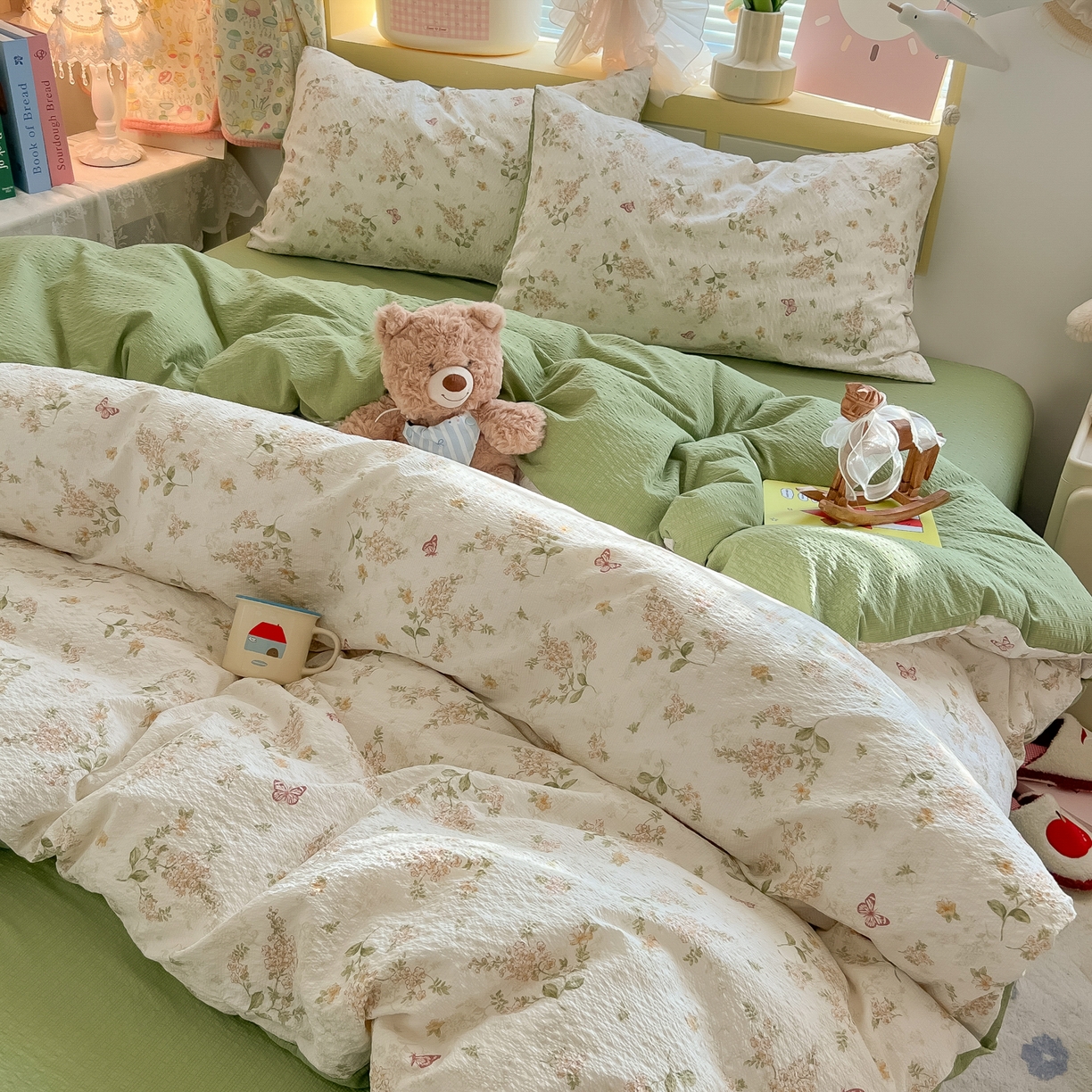 91家纺网 家纺一手货源 找家纺 韩巢家纺 2026新款泡芙纱四件套 蝶栖柔花