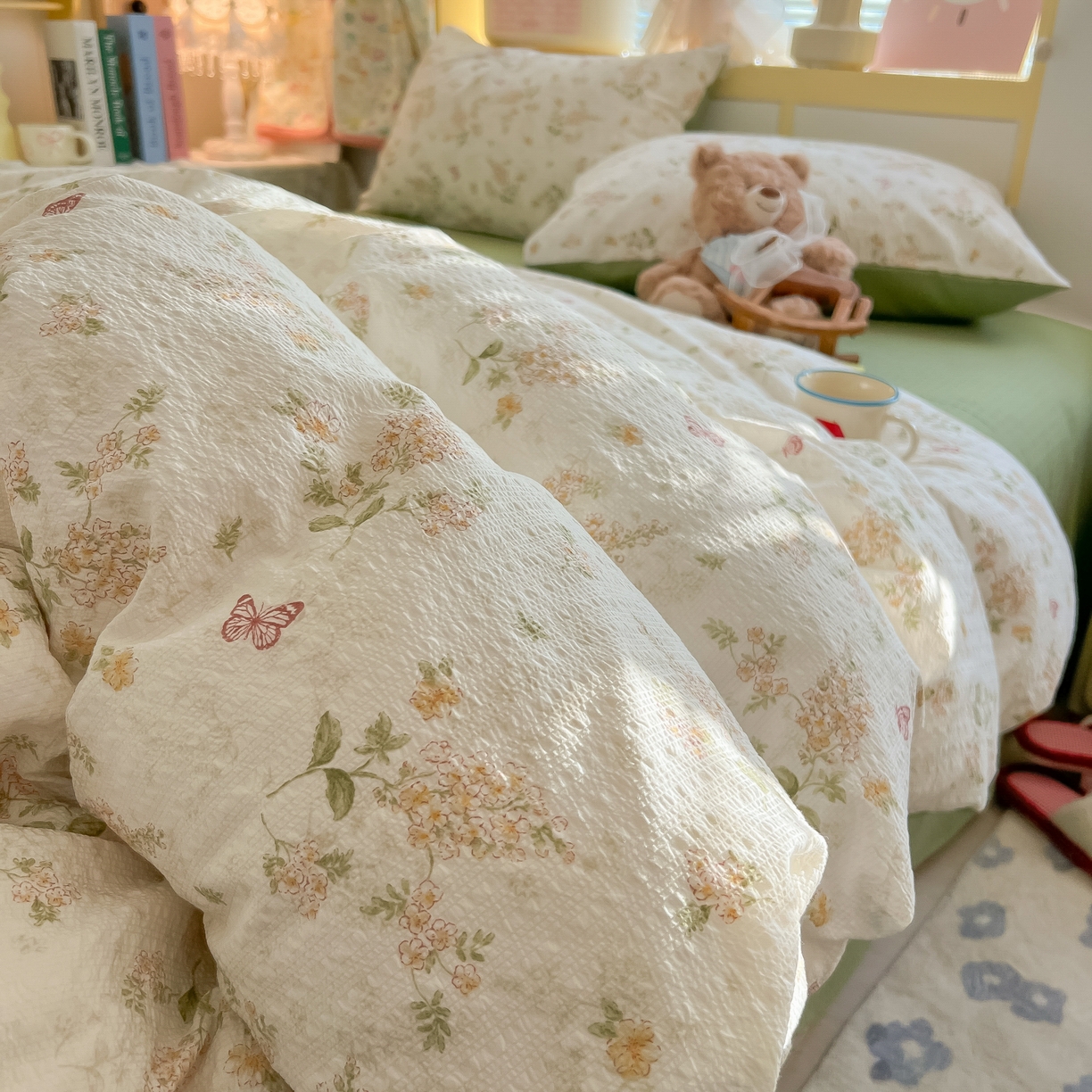 91家纺网 家纺一手货源 找家纺 韩巢家纺 2026新款泡芙纱四件套 蝶栖柔花