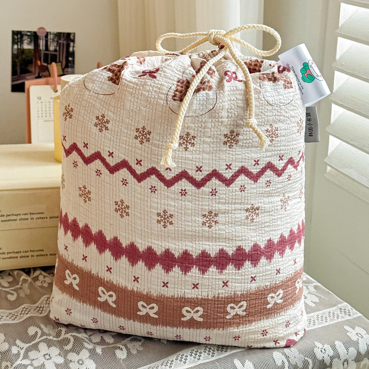 91家纺网 家纺一手货源 找家纺 富米莱（原臻工厂） 2026春夏新款云感泡芙棉复古法式花边床盖床裙被套夏凉被四件套一小红书推荐 复古花边-费尔岛娃娃