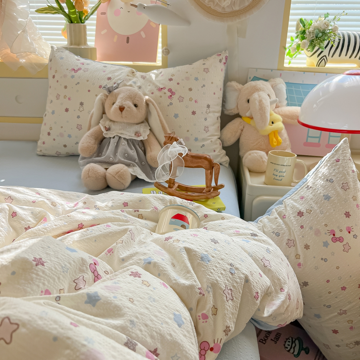 91家纺网 家纺一手货源 找家纺 韩巢家纺 2026新款泡芙纱四件套 躲猫猫