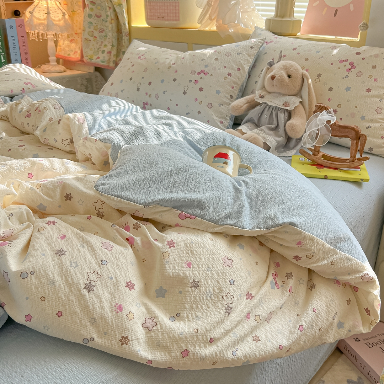 91家纺网 家纺一手货源 找家纺 韩巢家纺 2026新款泡芙纱四件套 躲猫猫