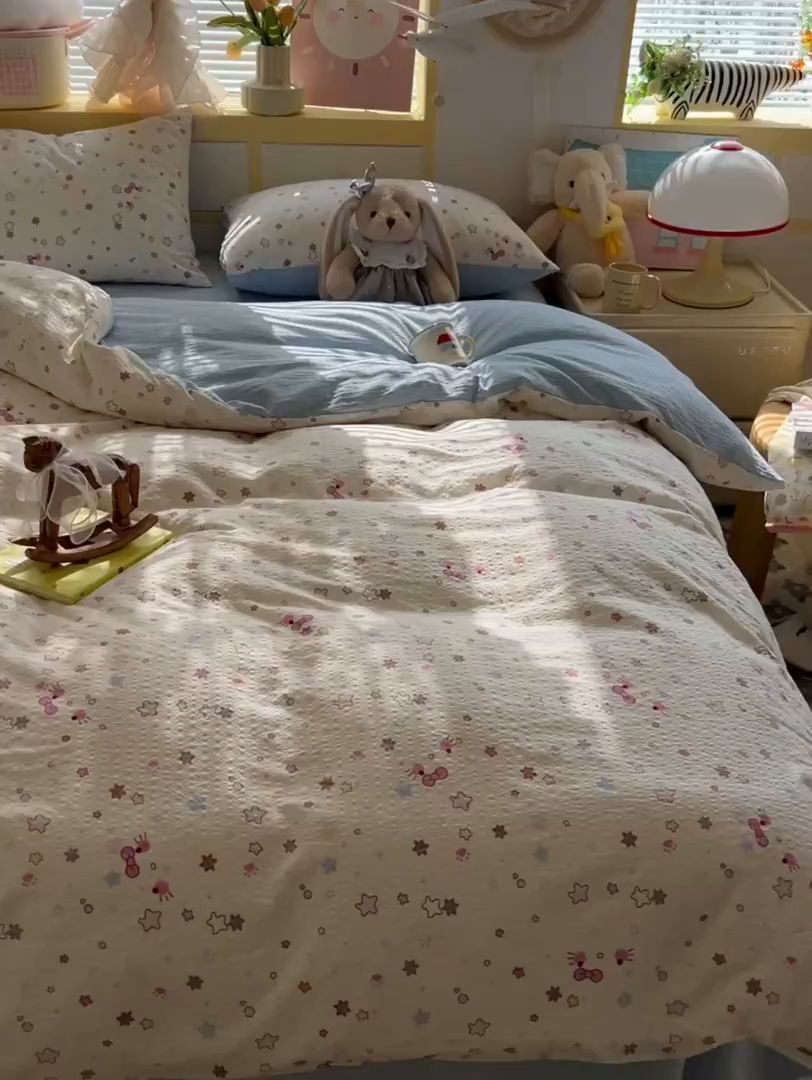 91家纺网 家纺一手货源 找家纺 韩巢家纺 2026新款泡芙纱四件套 躲猫猫