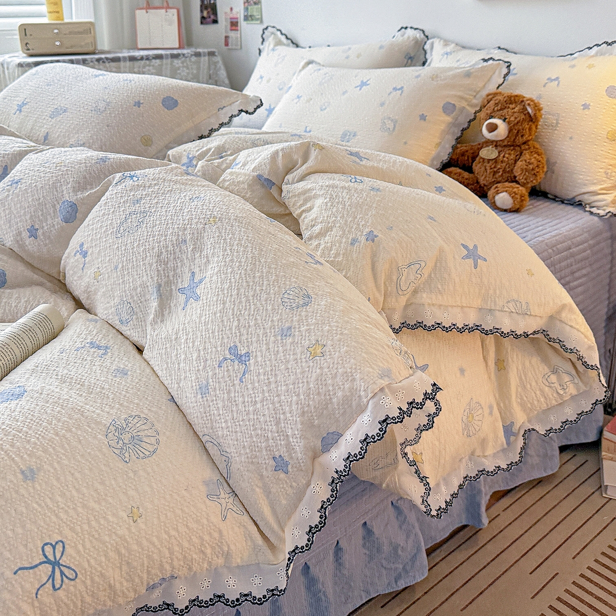 91家纺网 家纺一手货源 找家纺 富米莱（原臻工厂） 2026春夏新款云感泡芙棉复古法式花边床盖床裙被套夏凉被四件套一小红书推荐 复古花边-海盐日记