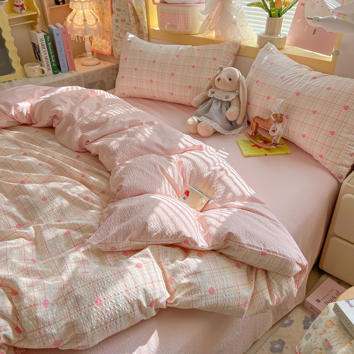 91家纺网 家纺一手货源 找家纺 韩巢家纺 2026新款泡芙纱四件套 格格心