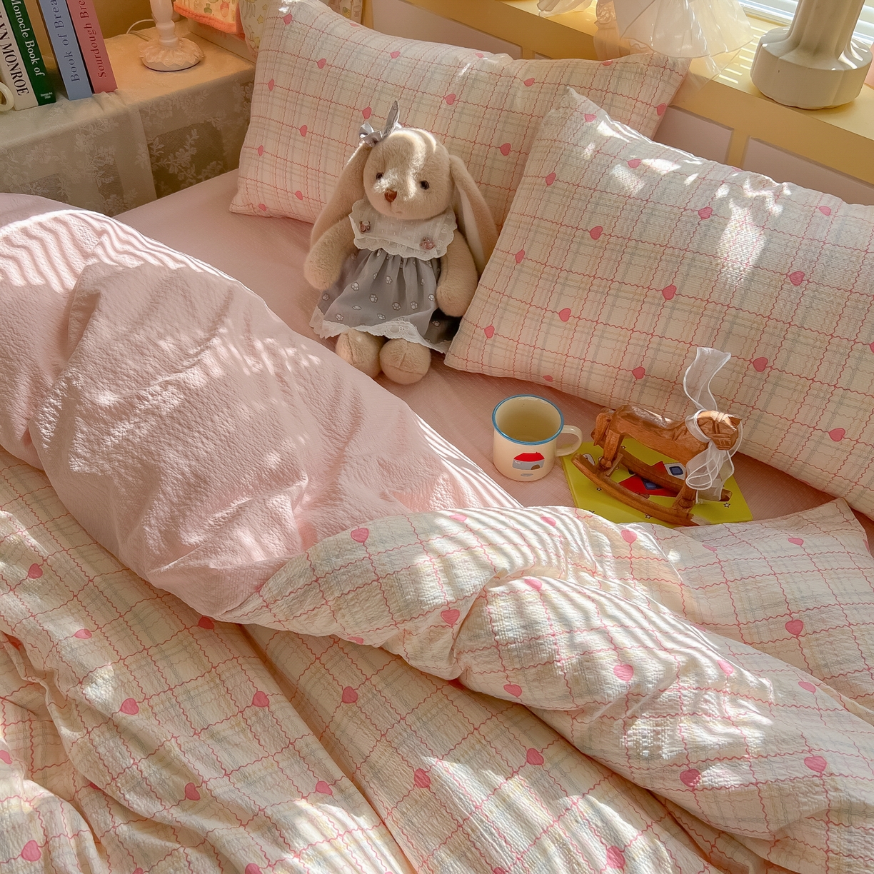 91家纺网 家纺一手货源 找家纺 韩巢家纺 2026新款泡芙纱四件套 格格心