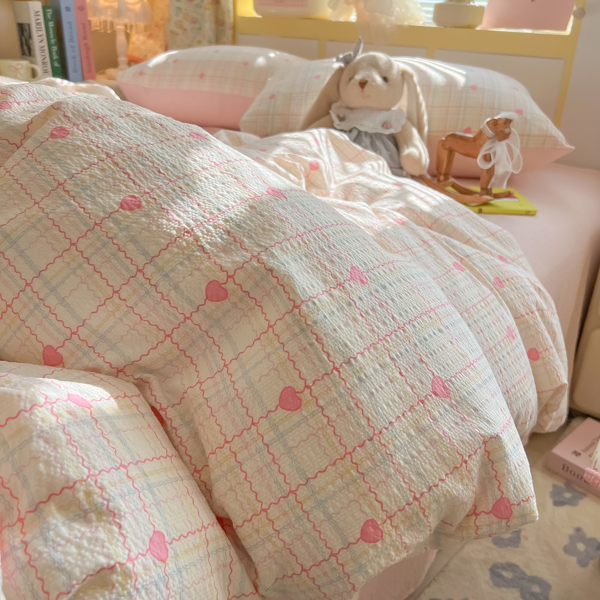 91家纺网 家纺一手货源 找家纺 韩巢家纺 2026新款泡芙纱四件套 格格心