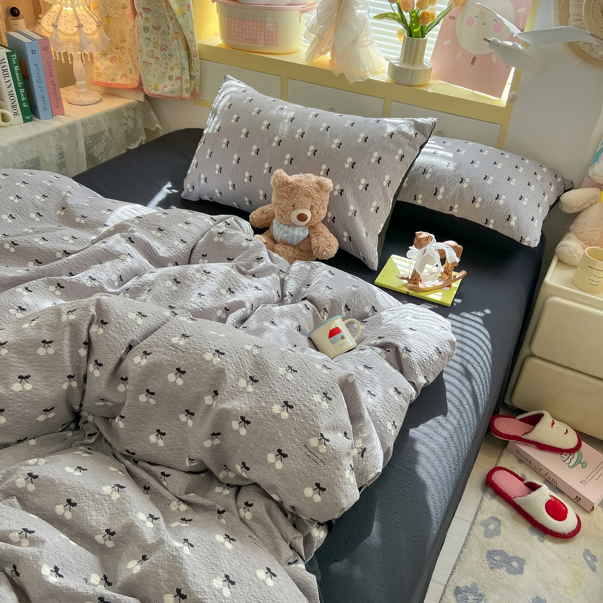 91家纺网 家纺一手货源 找家纺 韩巢家纺 2026新款泡芙纱四件套 灰樱桃