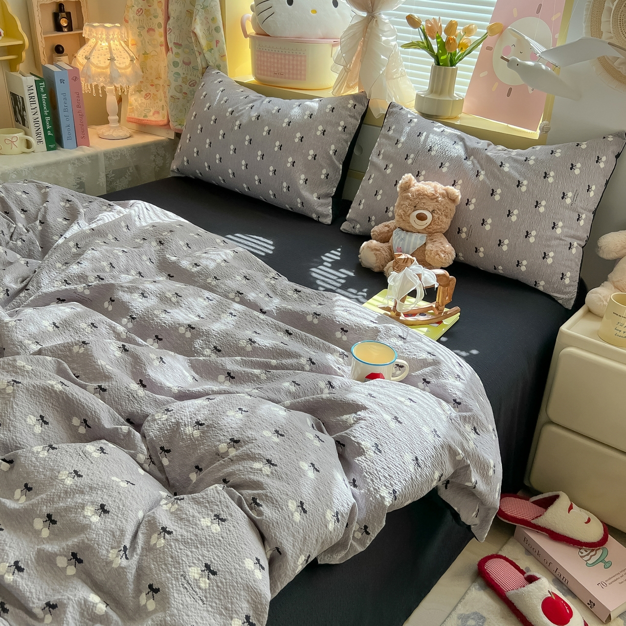 91家纺网 家纺一手货源 找家纺 韩巢家纺 2026新款泡芙纱四件套 灰樱桃