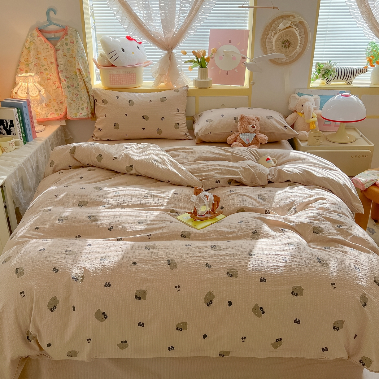 91家纺网 家纺一手货源 找家纺 韩巢家纺 2026新款泡芙纱四件套 咖啡小猫