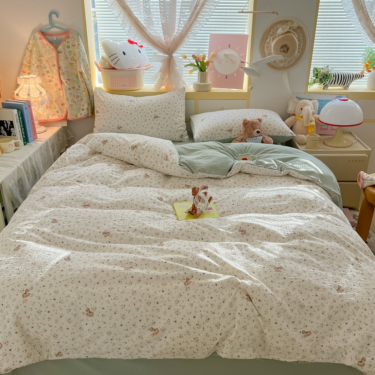 91家纺网 家纺一手货源 找家纺 韩巢家纺 2026新款泡芙纱四件套 木马小花团