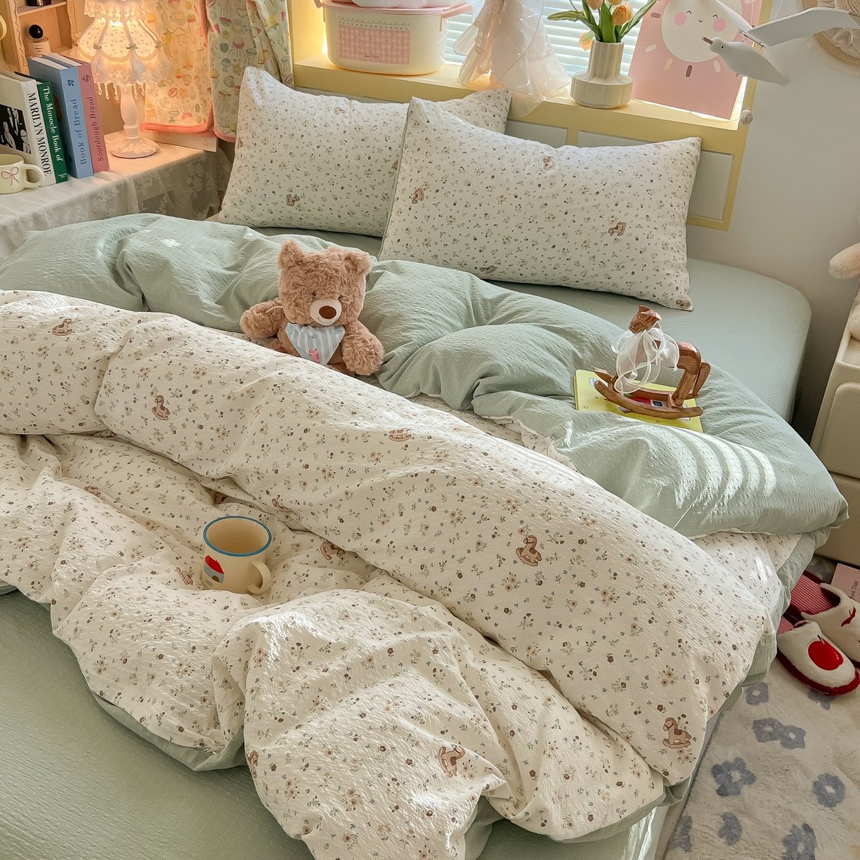 91家纺网 家纺一手货源 找家纺 韩巢家纺 2026新款泡芙纱四件套 木马小花团