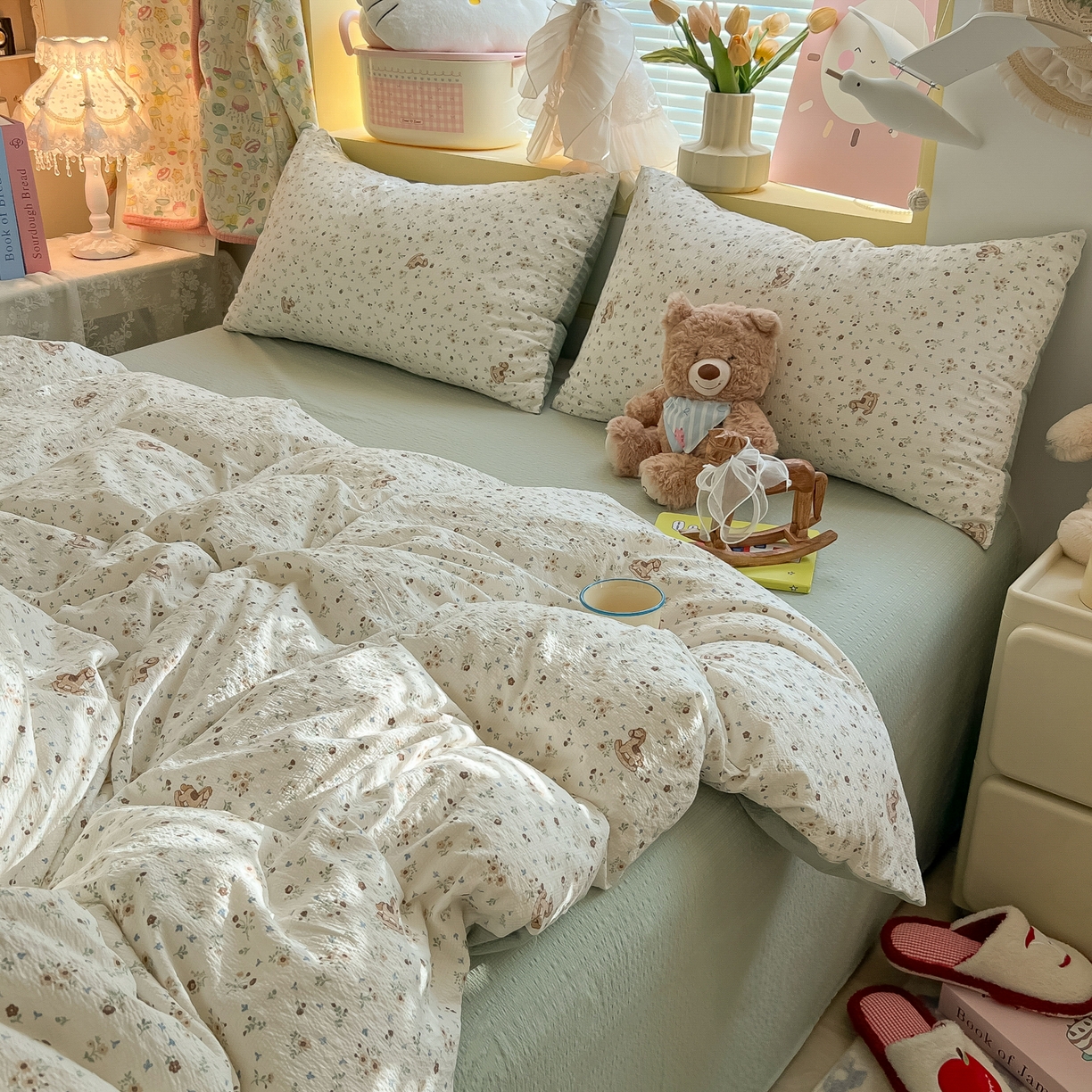 91家纺网 家纺一手货源 找家纺 韩巢家纺 2026新款泡芙纱四件套 木马小花团