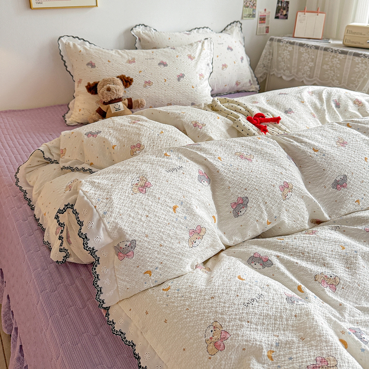 91家纺网 家纺一手货源 找家纺 富米莱（原臻工厂） 2026春夏新款云感泡芙棉复古法式花边床盖床裙被套夏凉被四件套一小红书推荐 复古花边-星月狗狗