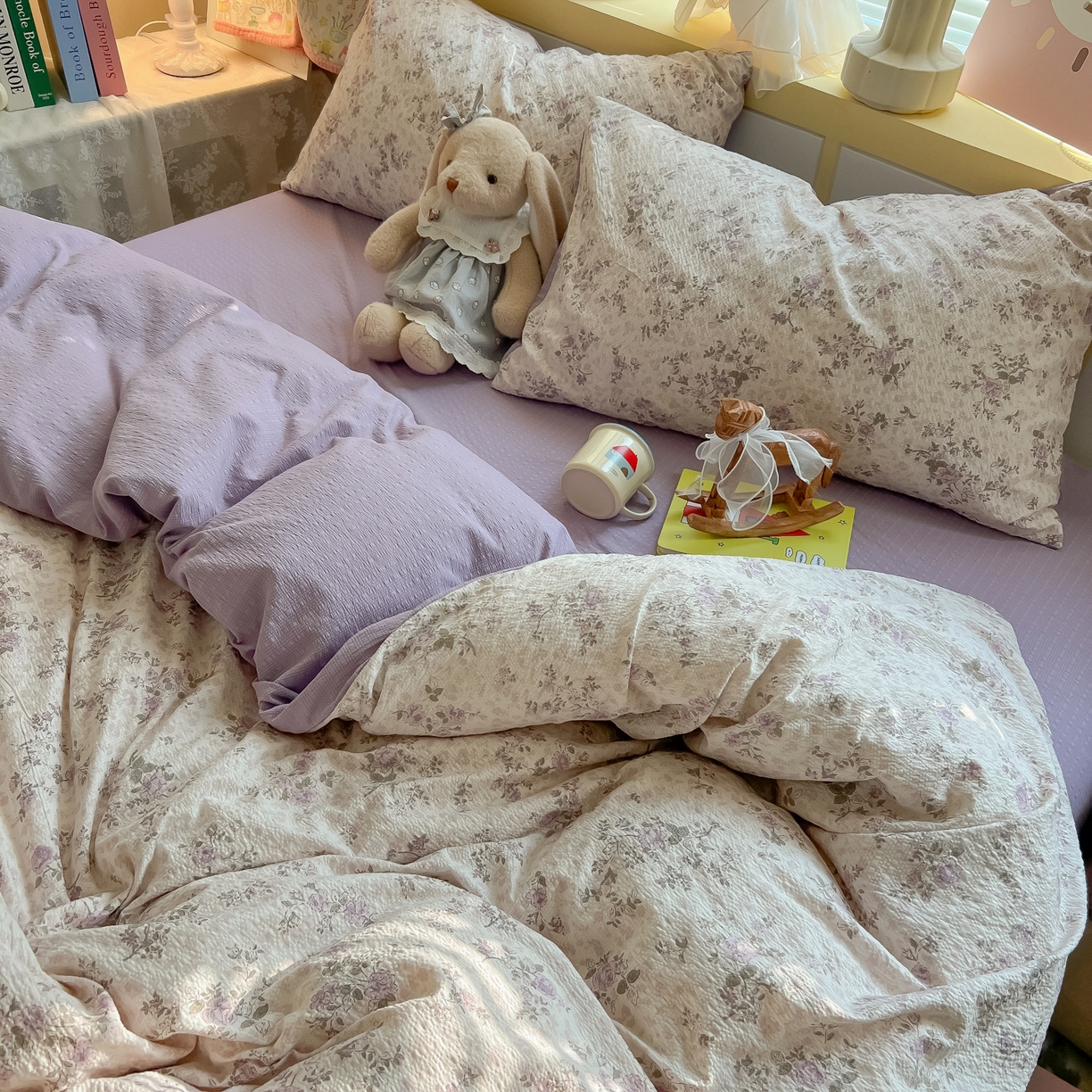 91家纺网 家纺一手货源 找家纺 韩巢家纺 2026新款泡芙纱四件套 柔紫碎花屿