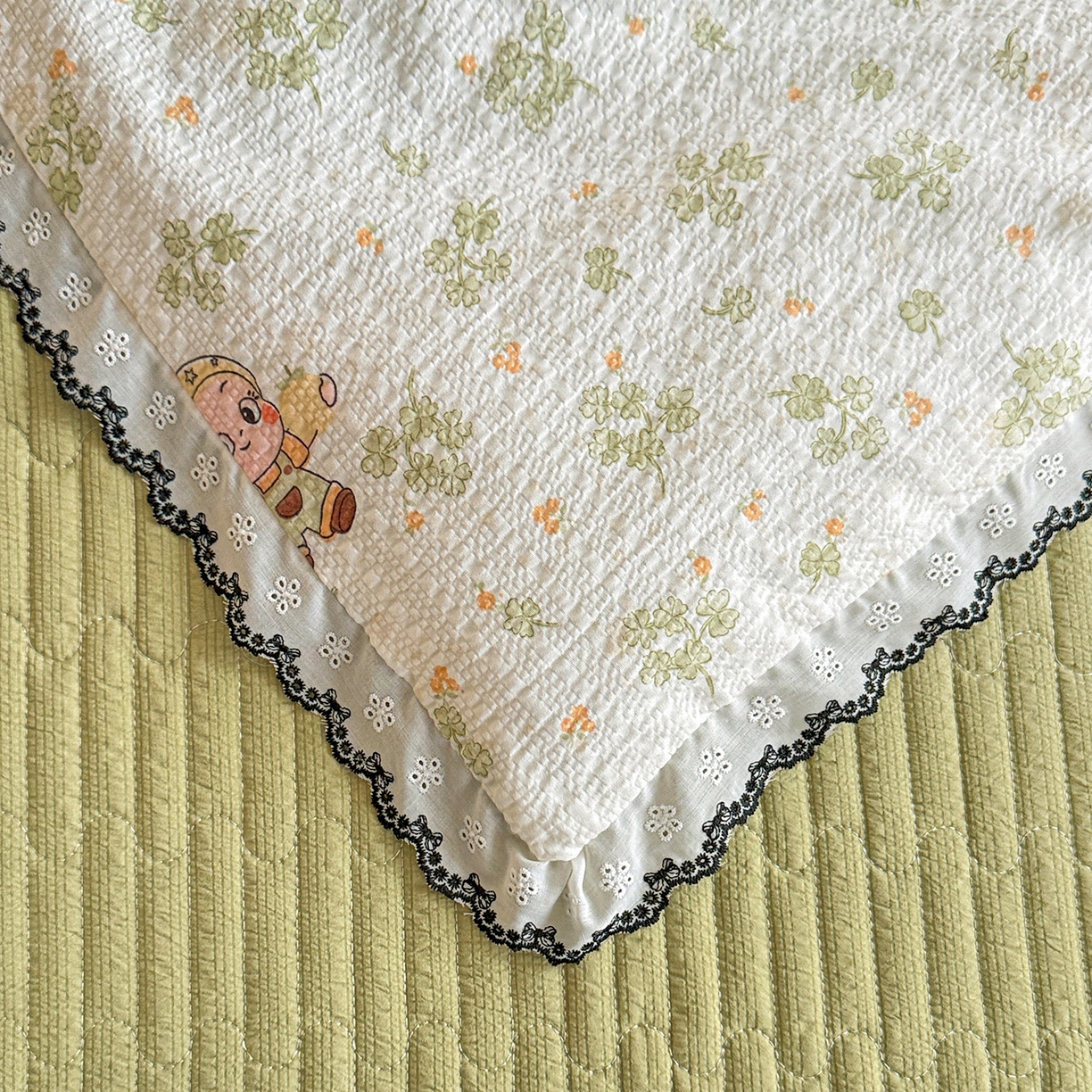 91家纺网 家纺一手货源 找家纺 富米莱（原臻工厂） 2026春夏新款云感泡芙棉复古法式花边床盖床裙被套夏凉被四件套一小红书推荐 复古花边-幸运草语