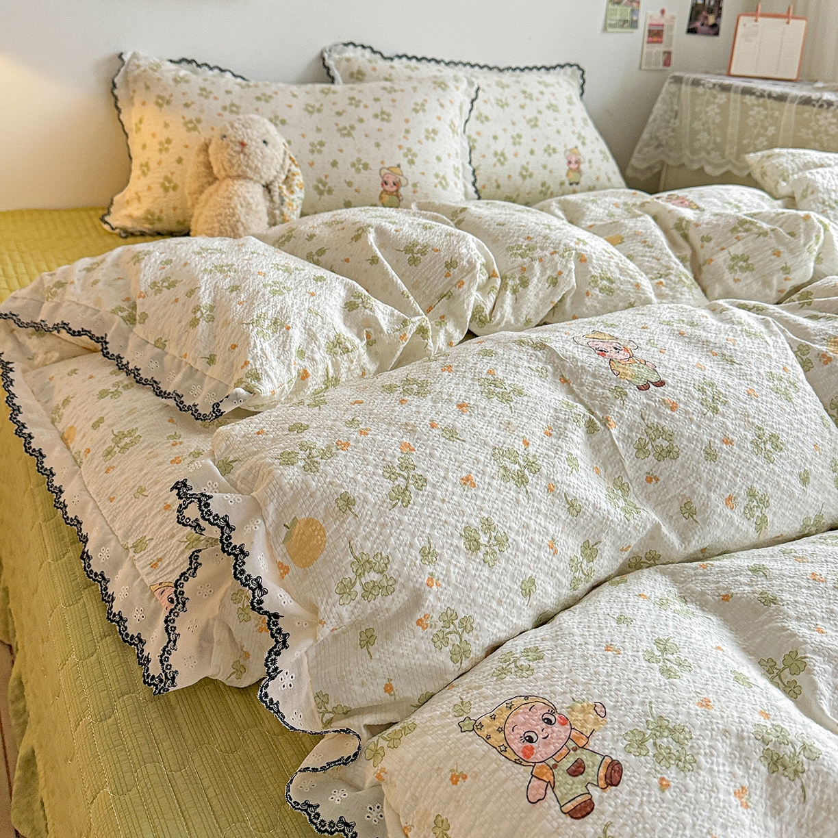 91家纺网 家纺一手货源 找家纺 富米莱（原臻工厂） 2026春夏新款云感泡芙棉复古法式花边床盖床裙被套夏凉被四件套一小红书推荐 复古花边-幸运草语