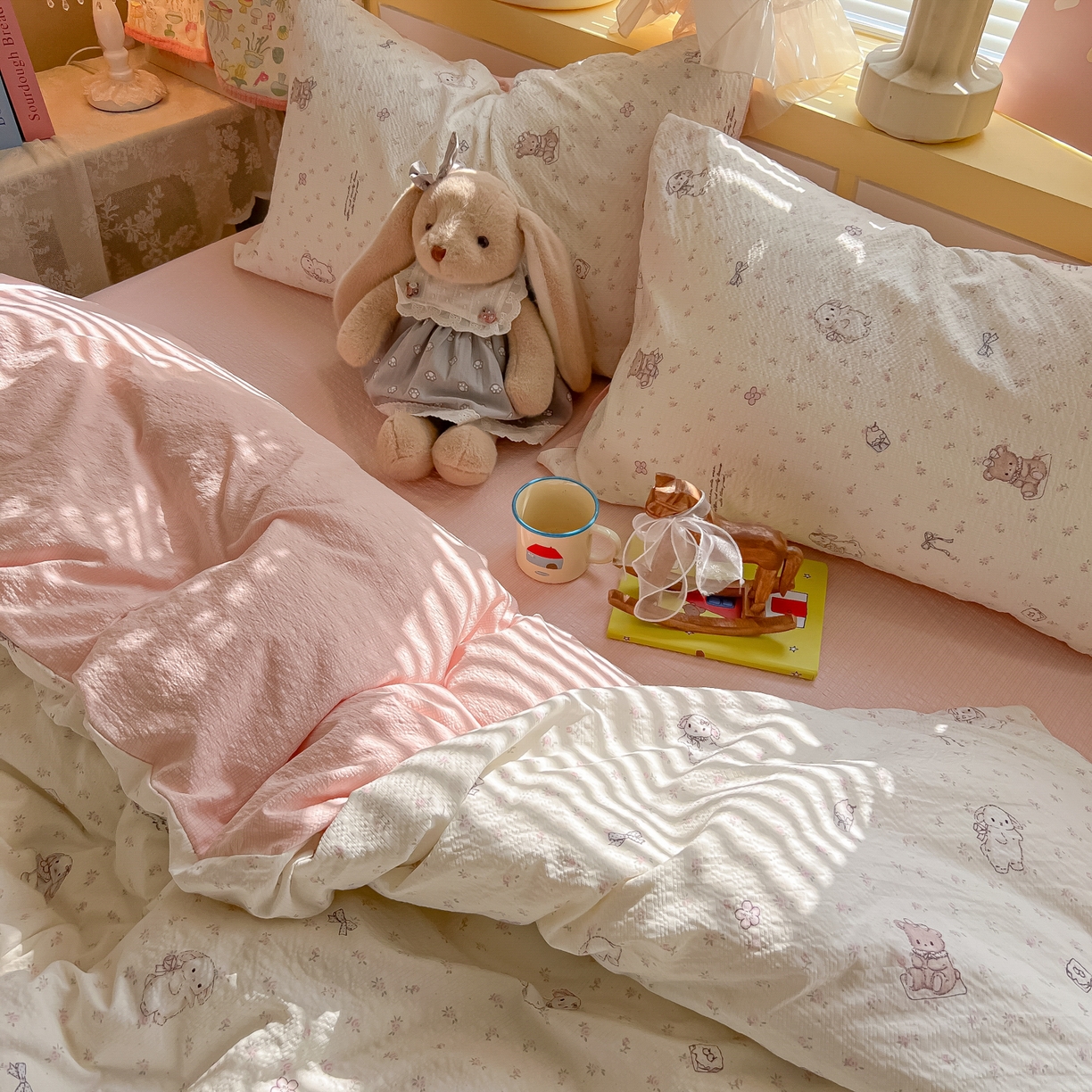 91家纺网 家纺一手货源 找家纺 韩巢家纺 2026新款泡芙纱四件套 悦悦小兔