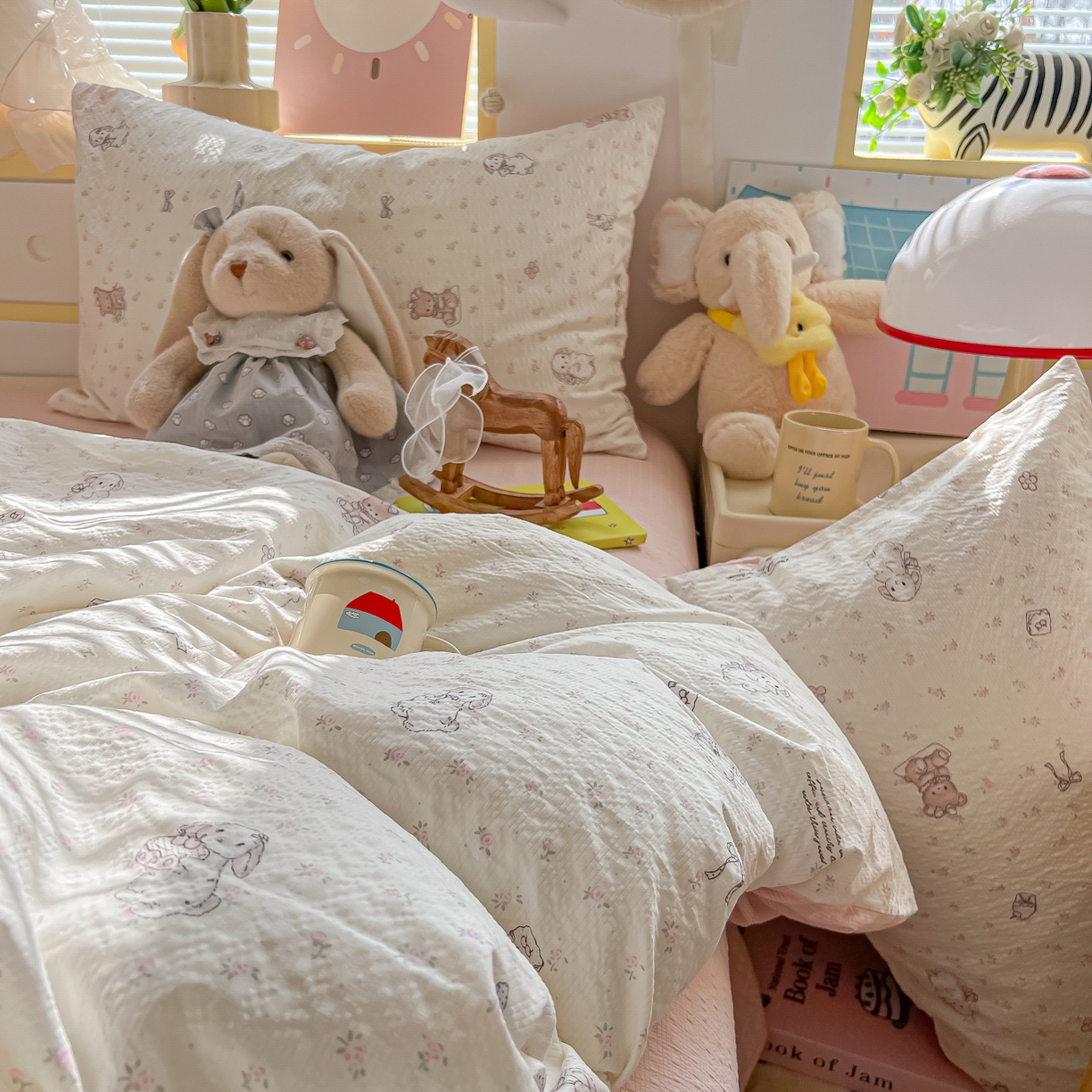 91家纺网 家纺一手货源 找家纺 韩巢家纺 2026新款泡芙纱四件套 悦悦小兔