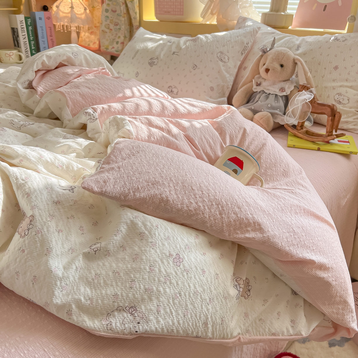 91家纺网 家纺一手货源 找家纺 韩巢家纺 2026新款泡芙纱四件套 悦悦小兔