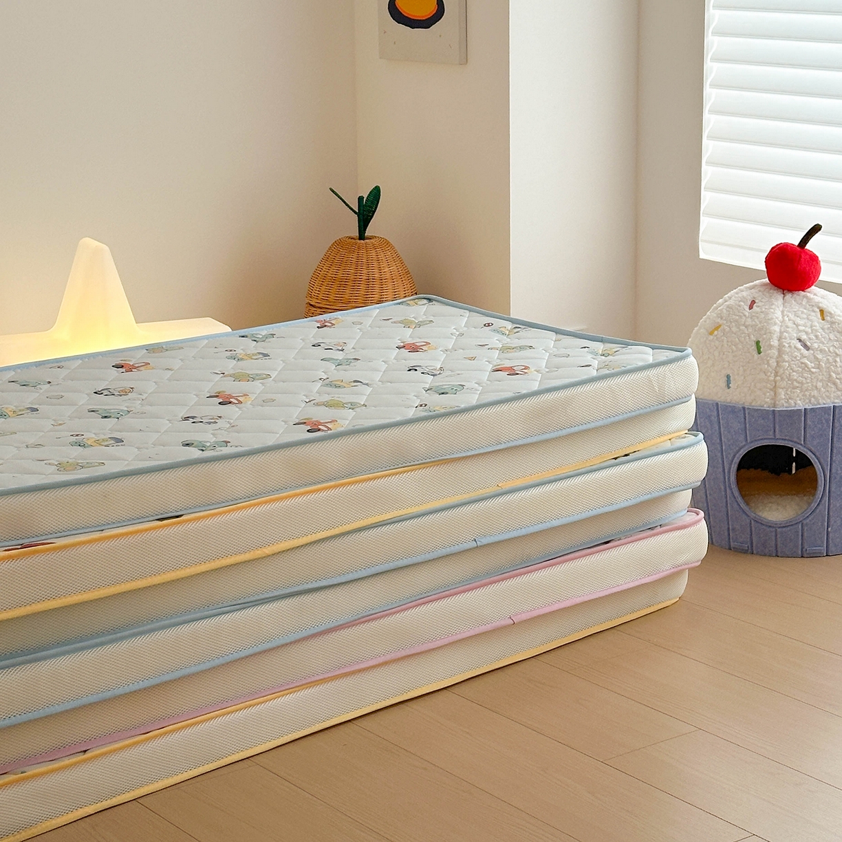 91家纺网 家纺一手货源 找家纺 嗨生活 2026新款儿童硅胶记忆海绵床垫 组合图 仅供参考