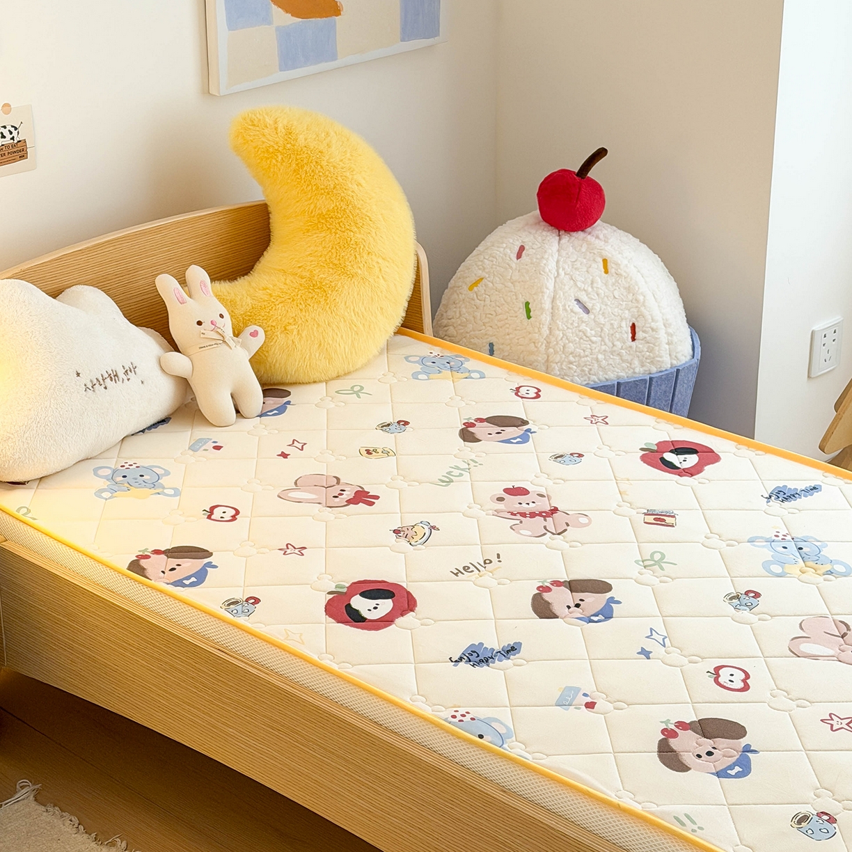 91家纺网 家纺一手货源 找家纺 嗨生活 2026新款儿童硅胶记忆海绵床垫 果果派对