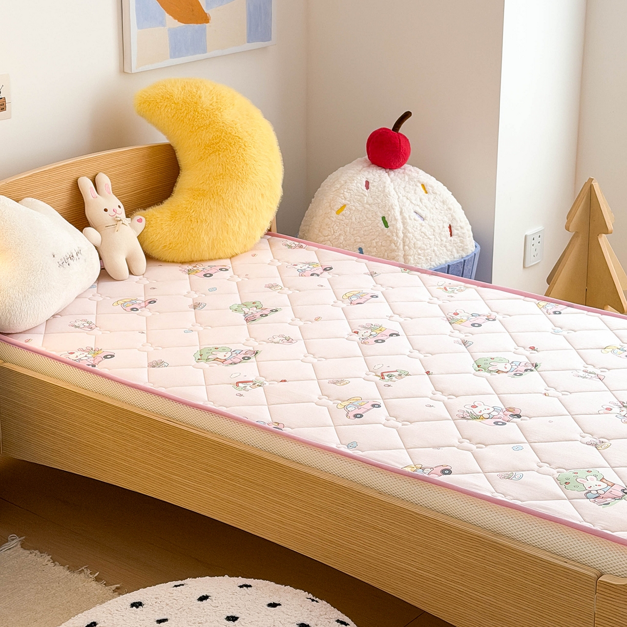 91家纺网 家纺一手货源 找家纺 嗨生活 2026新款儿童硅胶记忆海绵床垫 梦幻兔