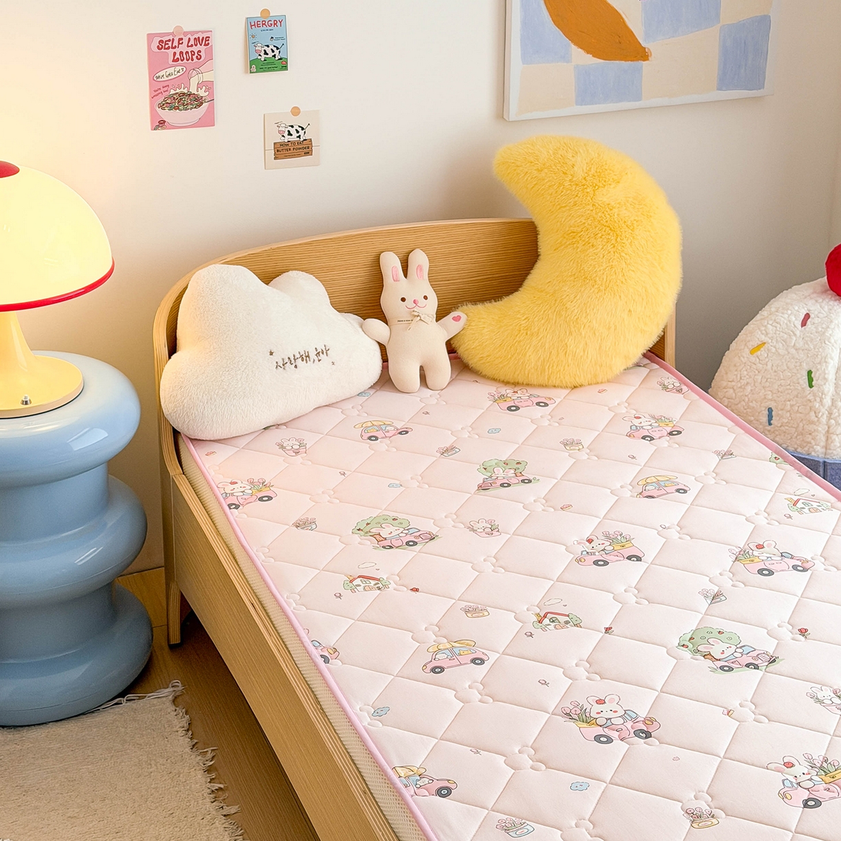 91家纺网 家纺一手货源 找家纺 嗨生活 2026新款儿童硅胶记忆海绵床垫 梦幻兔