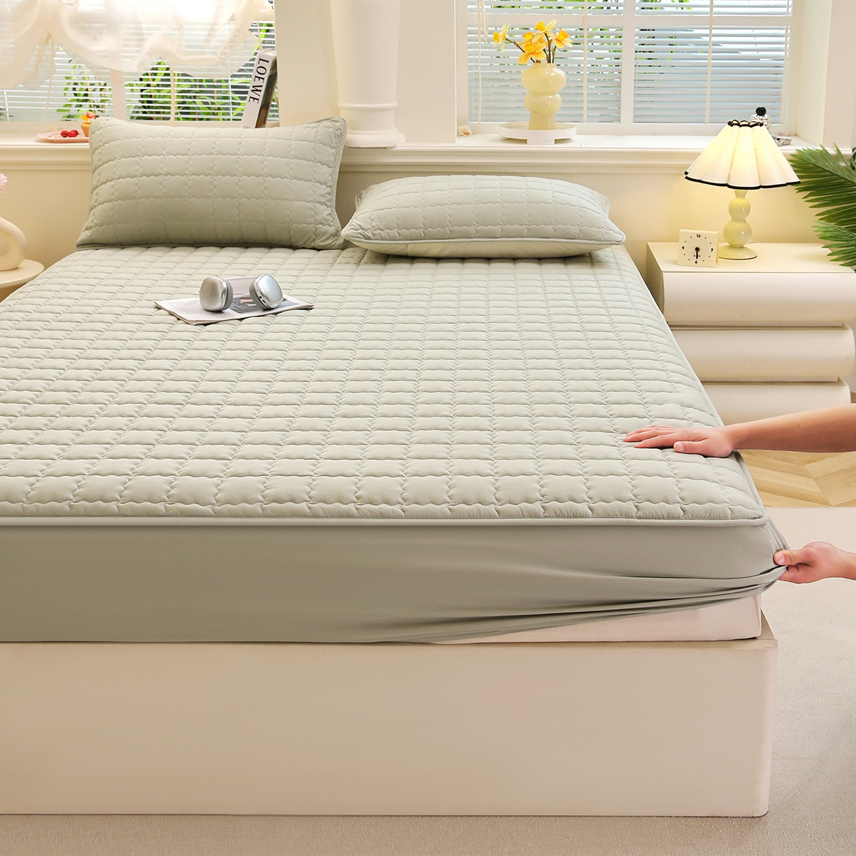 91家纺网 家纺一手货源 找家纺 彩亿家纺 2026新款A类古法水洗仿棉夹棉床笠三件套床垫保护套四季通用床罩-波浪格 波浪格-苹果绿