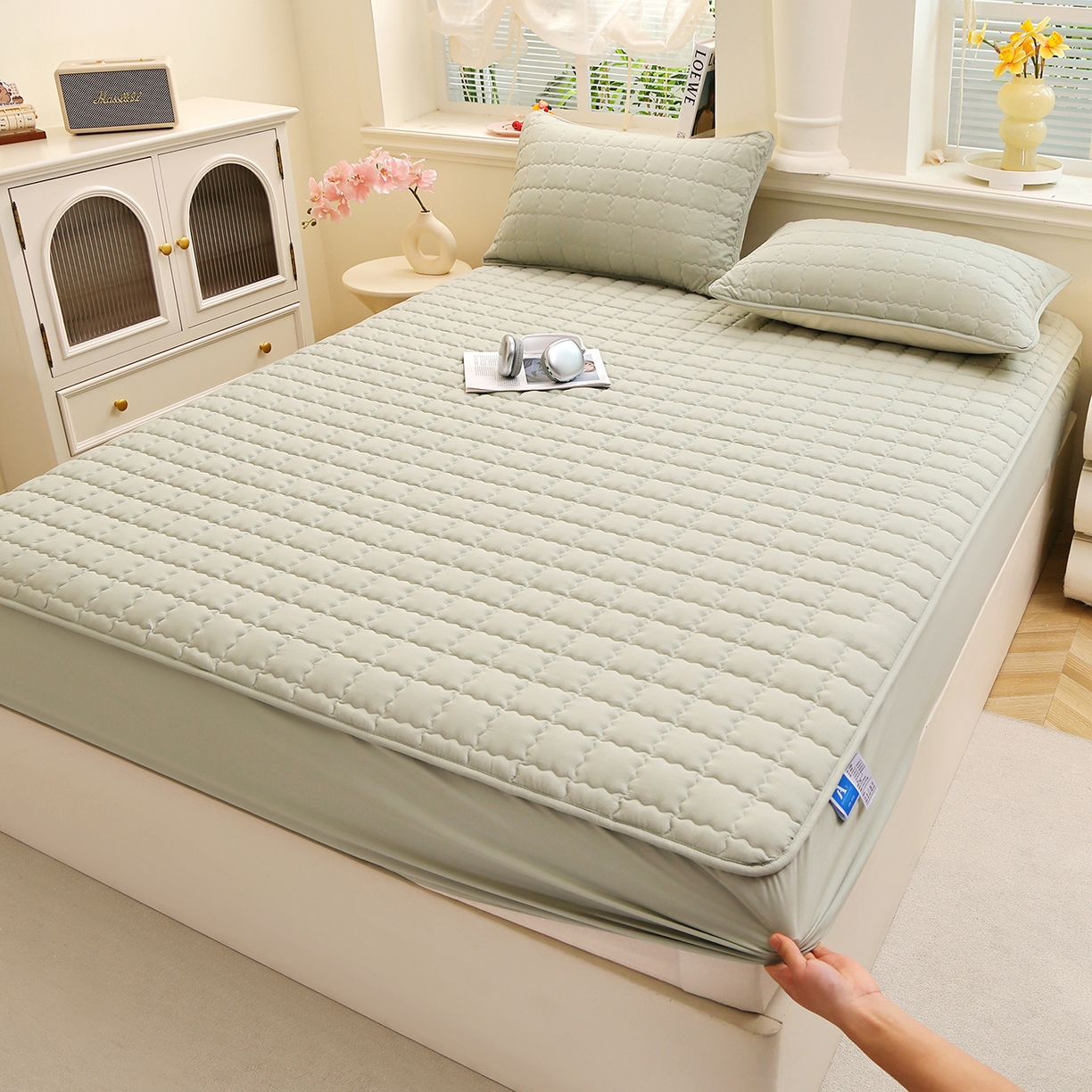 91家纺网 家纺一手货源 找家纺 彩亿家纺 2026新款A类古法水洗仿棉夹棉床笠三件套床垫保护套四季通用床罩-波浪格 波浪格-苹果绿