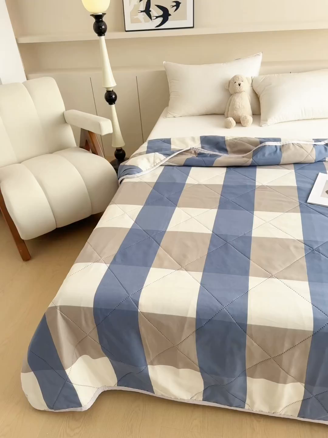 91家纺网 家纺一手货源 找家纺 薇玛仕 2026电商爆款印花小清新超声波大豆夏凉被礼品空调被 蓝咖大格