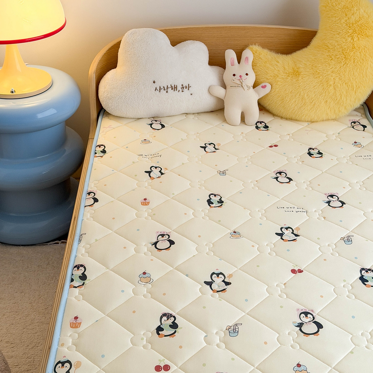 91家纺网 家纺一手货源 找家纺 嗨生活 2026新款儿童硅胶记忆海绵床垫 奇趣企鹅