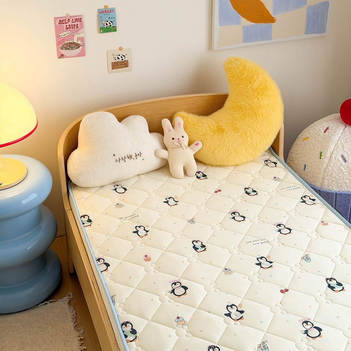 91家纺网 家纺一手货源 找家纺 嗨生活 2026新款儿童硅胶记忆海绵床垫 奇趣企鹅