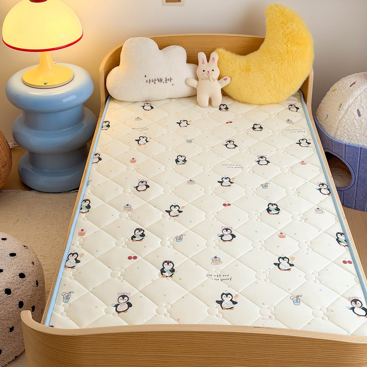 91家纺网 家纺一手货源 找家纺 嗨生活 2026新款儿童硅胶记忆海绵床垫 奇趣企鹅