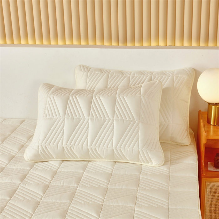 91家纺网 家纺一手货源 找家纺 伊赛家纺 2026新款夹棉加厚防螨格子床笠 米黄色