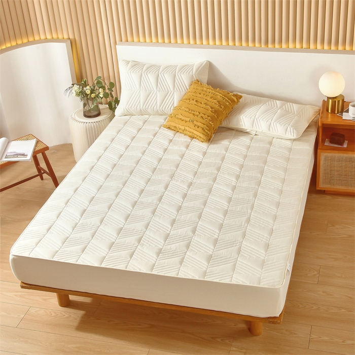 91家纺网 家纺一手货源 找家纺 伊赛家纺 2026新款夹棉加厚防螨格子床笠 米黄色