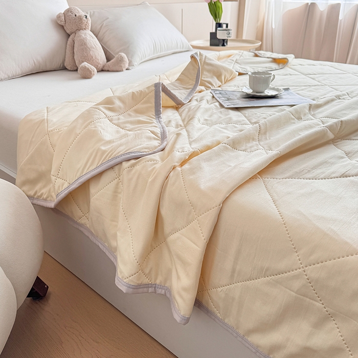 91家纺网 家纺一手货源 找家纺 薇玛仕 2026跨境电商外贸款 纯色亲肤磨毛超声波夏凉被空调被 暖心黄