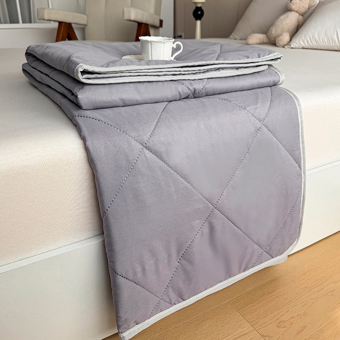 91家纺网 家纺一手货源 找家纺 薇玛仕 2026跨境电商外贸款 纯色亲肤磨毛超声波夏凉被空调被 月光灰