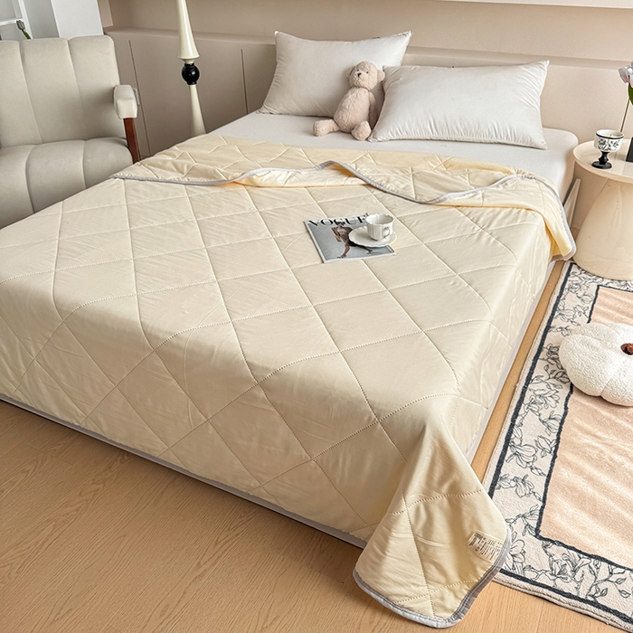 91家纺网 家纺一手货源 找家纺 薇玛仕 2026跨境电商外贸款 纯色亲肤磨毛超声波夏凉被空调被 暖心黄