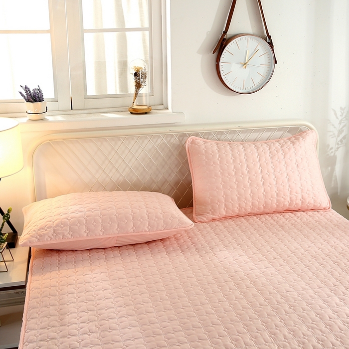 91家纺网 家纺一手货源 找家纺 伊赛家纺 2026新款抗菌经典床笠 经典粉玉