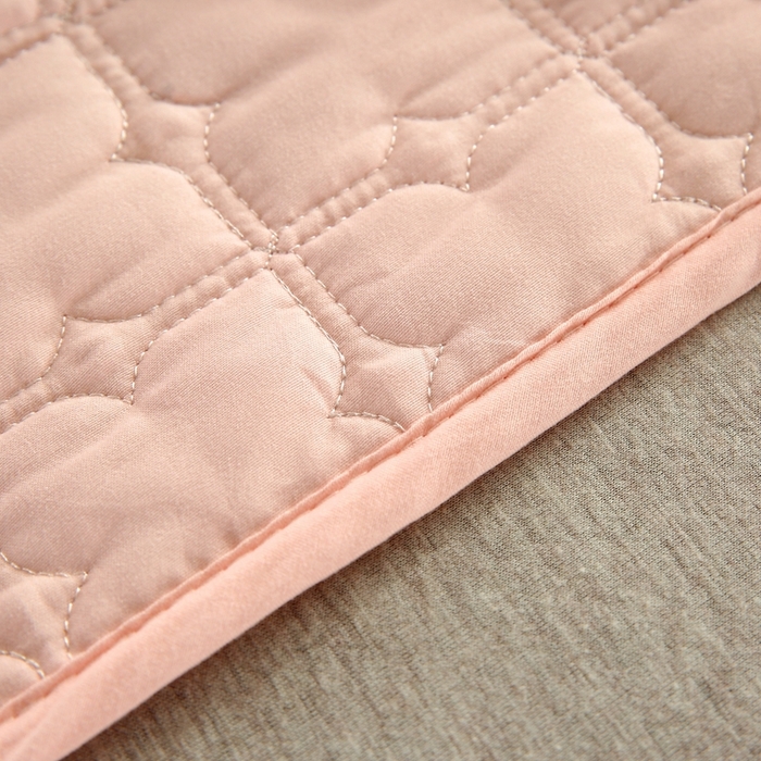 91家纺网 家纺一手货源 找家纺 伊赛家纺 2026新款抗菌经典床笠 经典粉玉