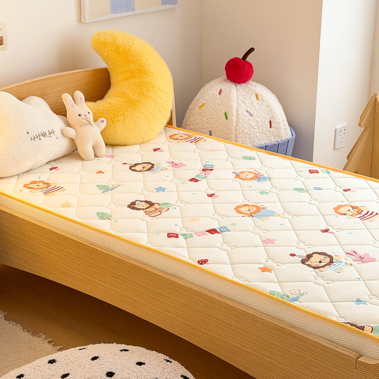 91家纺网 家纺一手货源 找家纺 嗨生活 2026新款儿童硅胶记忆海绵床垫 音乐小狮